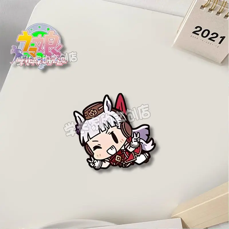 بروش ديربي جميل أنيمي ، شارة أكريليك ، دبابيس كرتون ، ديكور ذاتي الصنع ، إكسسوارات ملابس حقائب ظهر ، صمت طوكيو ، سوزوكا