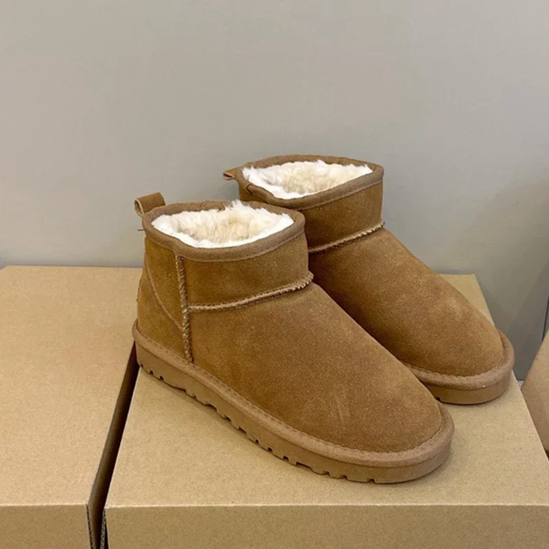 

Classic Ultra Mini and central tube boots for women, casual leather shoes, comfortable, warm, fashionable, wear-resistant, flexi