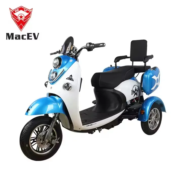 

Использование трехколесного электрического мотоцикла для пожилых людей