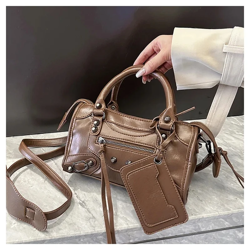 European and American Fashion Rivets Large Capacity Pillow Bag Bowling Motorcycle Handbag Single Shoulder Crossbody Women's Bag