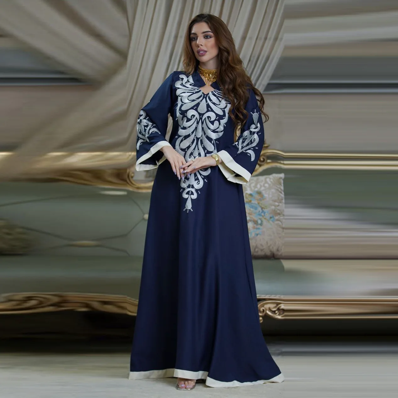 Embroidered Maxi Dress Abaya For Women Muslim Dubai Elegant Moroccan Kaftan Islam Oman Ladies Long Dresses Robe Femme Musulmane