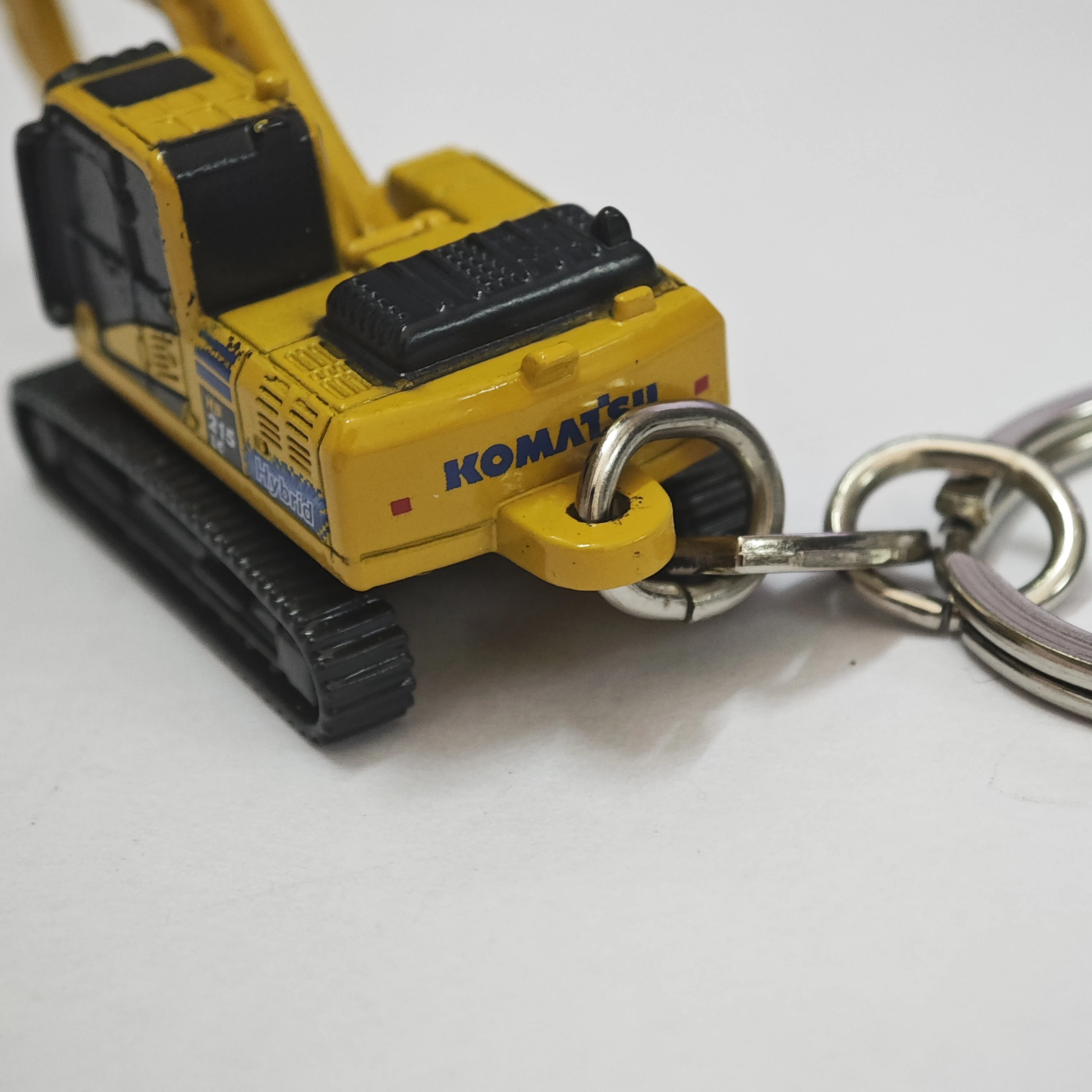 Engine Model Keychain For Komatsu  Heavy Equipment Machinery Alloy Engineering Vehicle