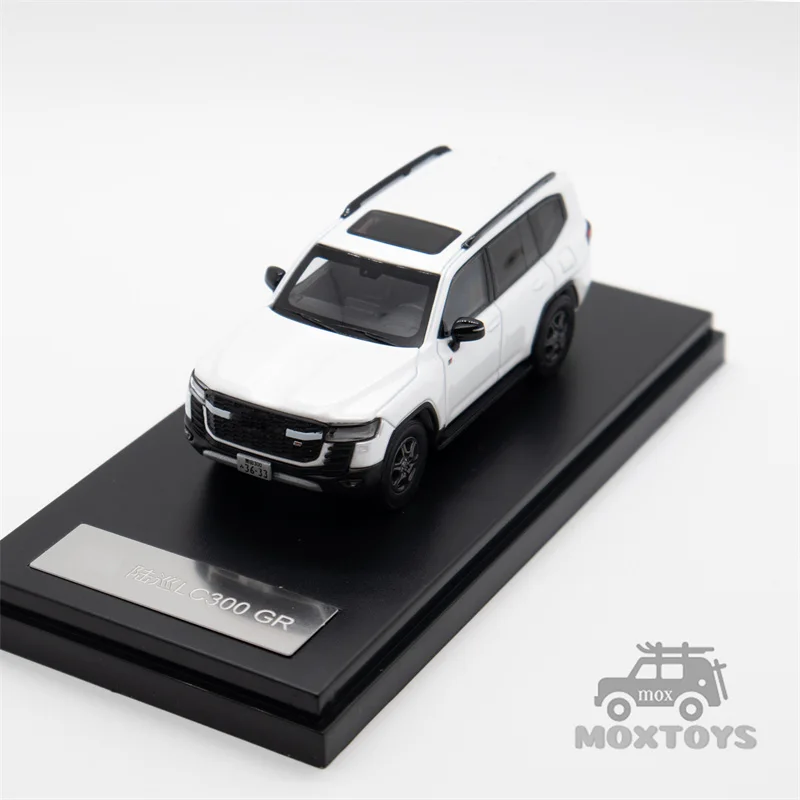 LCD 1:64 Land Cruiser 300 GR-SPORT Diecast Model Car