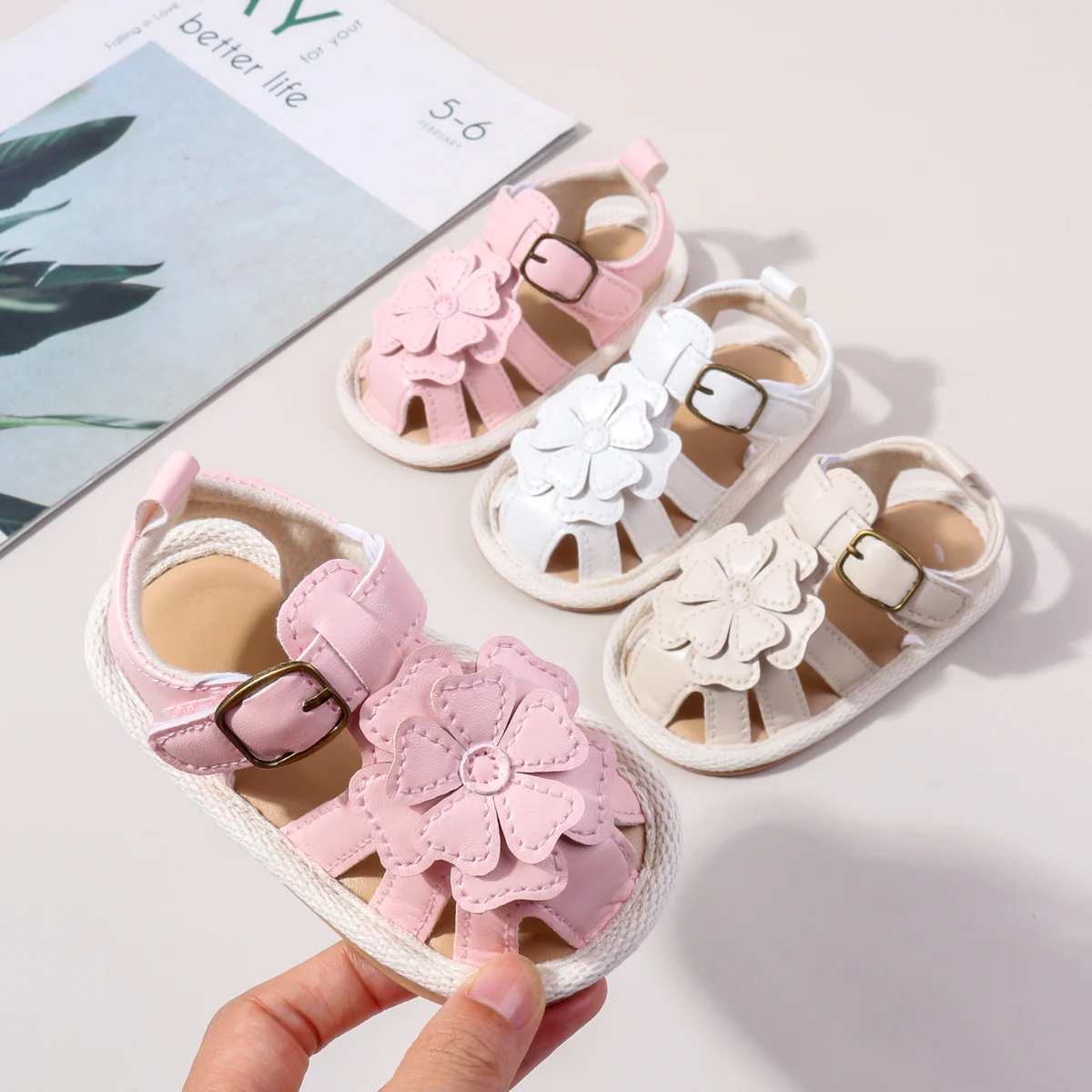 

Adorable Princess Shoes for Girls - 2025 New Summer Style - Popular for Little Girls - Soft-soled Headband Sandals