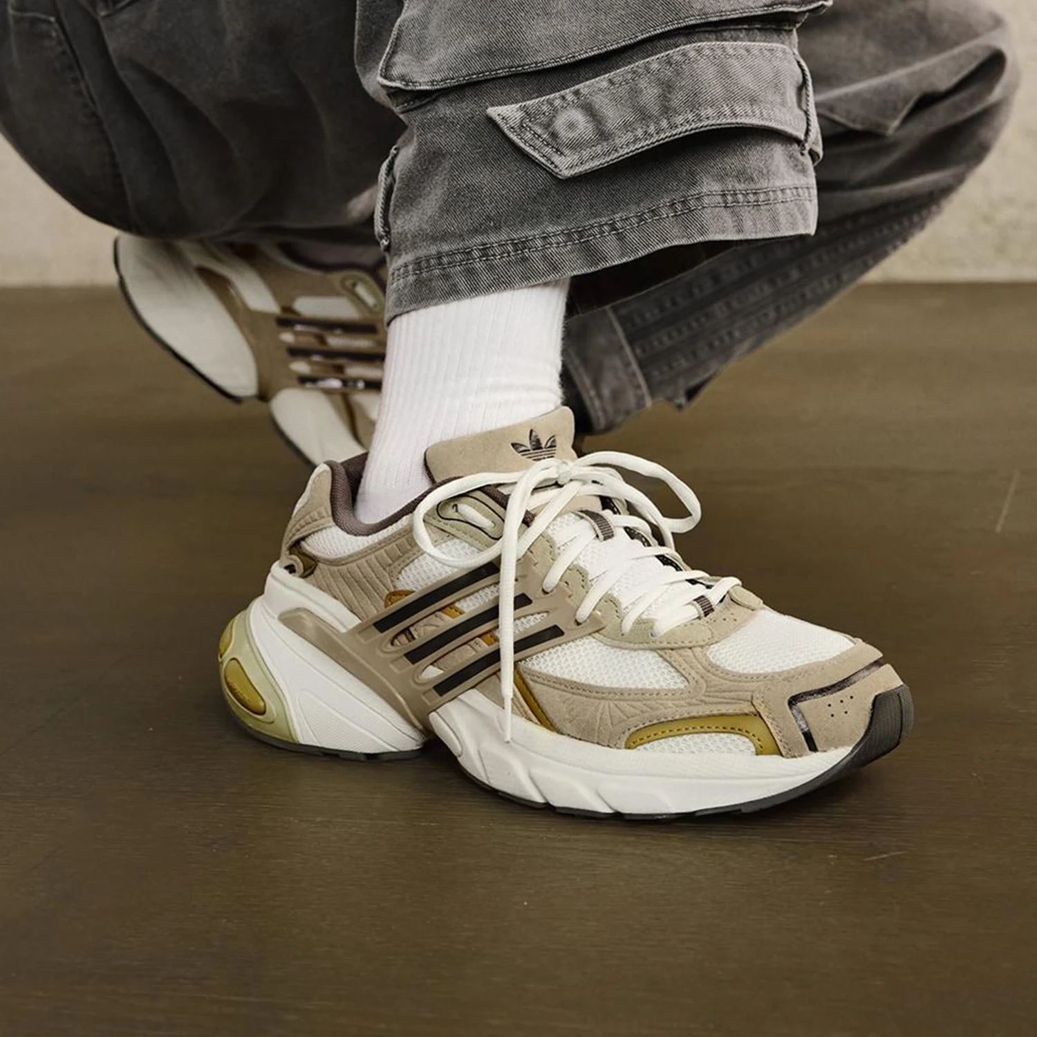 

Adidas genuine Superstar Unisex Chunky Retro Sneakers JR8085