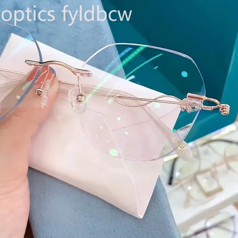

Hyperopia Glasses +50+75+100+125+150+175+225+275+300+350+375+400 Optical Prescription Glasses Custom Astigmatism Correction