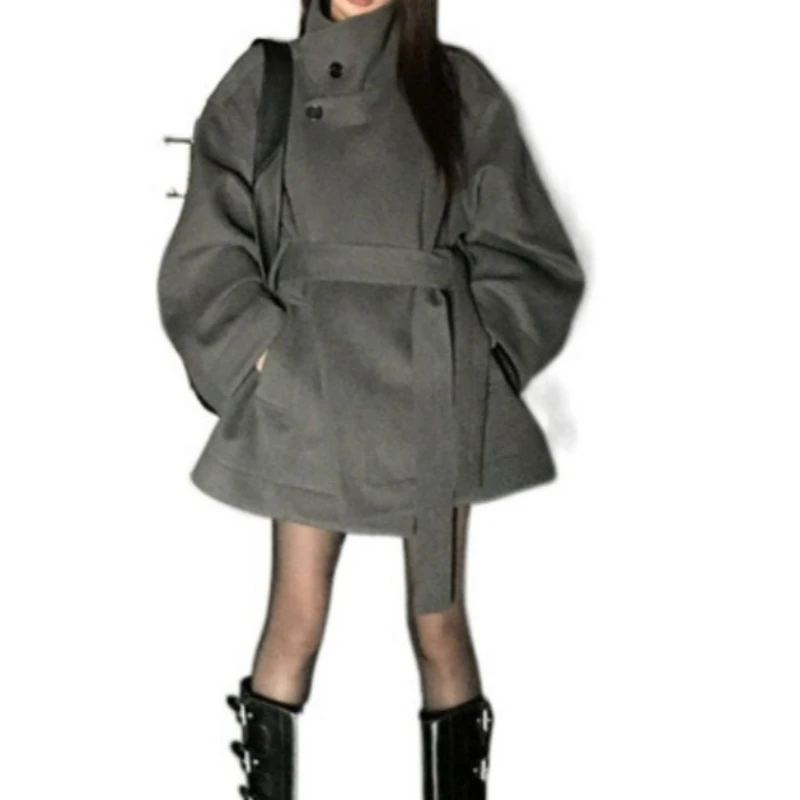 2025 Winter New Women's Fashion Temperament Wool Short Silhouette Woolen Coat Woolen Coat Women's Winter