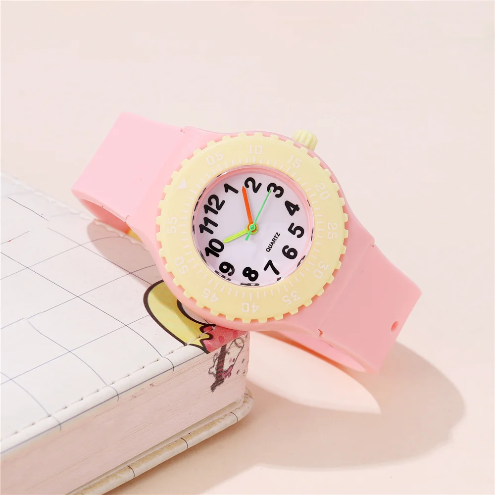 fashion sweet colorful silicone band quartz boys girls students Watch