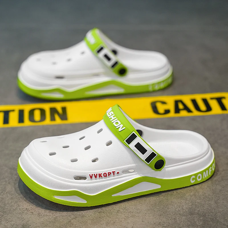 

Casual Clogs for Men Summer Breathable Sandals Soft EVA Garden Shoes Fashion Closed-toe Slippers for Men Quick-dry Beach Shoes