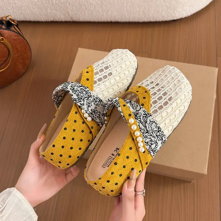 Fashionable Hollow out Design Casual Slip-On Women's Summer Outdoor Slippers Comfortable Mesh  Arch Support Rubber Sole