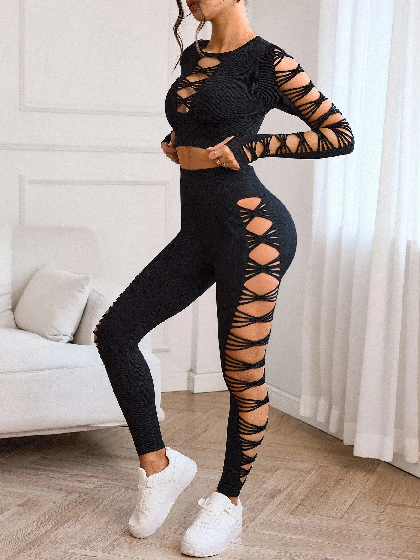 Damen-Set aus geripptem Strick, 2-teilig, Langarm-Crop-Top mit Ausschnitt, High-Waist-Leggings mit Riemen – Detail 3