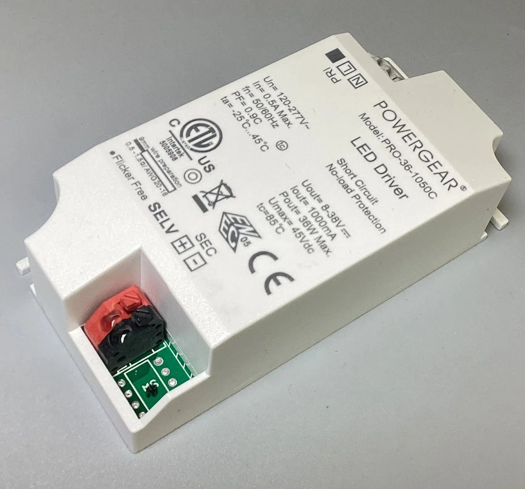 120-277V 30W LED Driver 1000mA for Ceiling Lighting Wall Lights No Flicker Power Supply 36W 8-36V