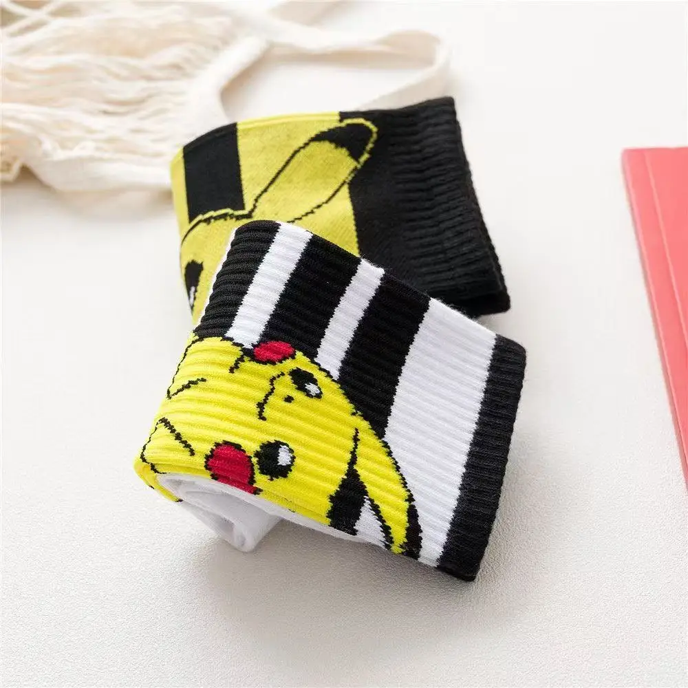 2 Pairs Of Four Season Unisex Color Blocked Fashionable Striped Letters Cute Cartoon Versatile Soft And Comfortable Long Socks
