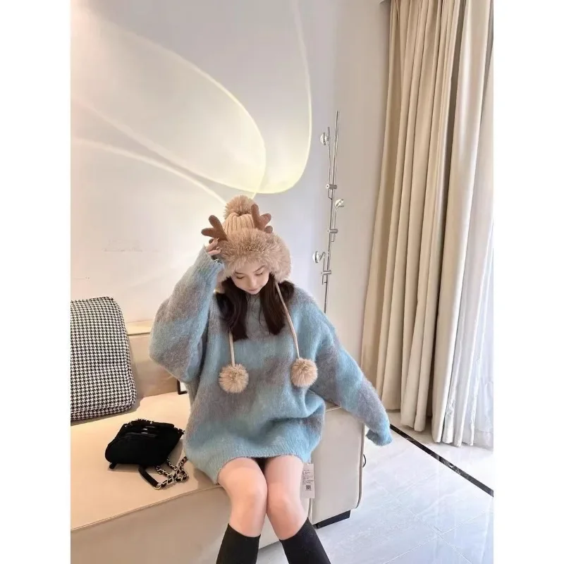 Couples Knitted Sweater Men Gradient Blue Temperament Niche Tops Round Neck Long Sleeves Loose Autumn Winter Sweaters Pullover