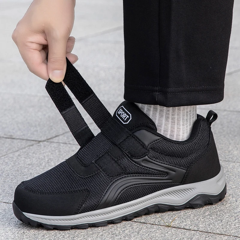 New Men's Elderly Loafers Stylish Ethnic-Inspired Casual Running Shoes Comfortable Lightweight Breathable Elderly Cloth Shoes