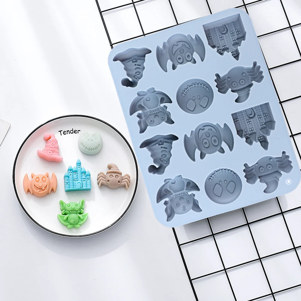 Halloween-Themed Silicone Baking Molds: Featuring Three-Dimensional Shapes Such as Bats, Pumpkin Lanterns, Spiders, Witch Hats, and Haunted Houses, Suitable for Making Chocolates, Candies, Puddings, Cookies, Cupcake or Cake Decorations Made from Food-Grade Silicone, It Has a Wide Temperature Range, Is Easy to Demold, and Is Dishwasher Safe, Making It an Ideal Tool for Holiday Parties and Creative Desserts. – Detail 3