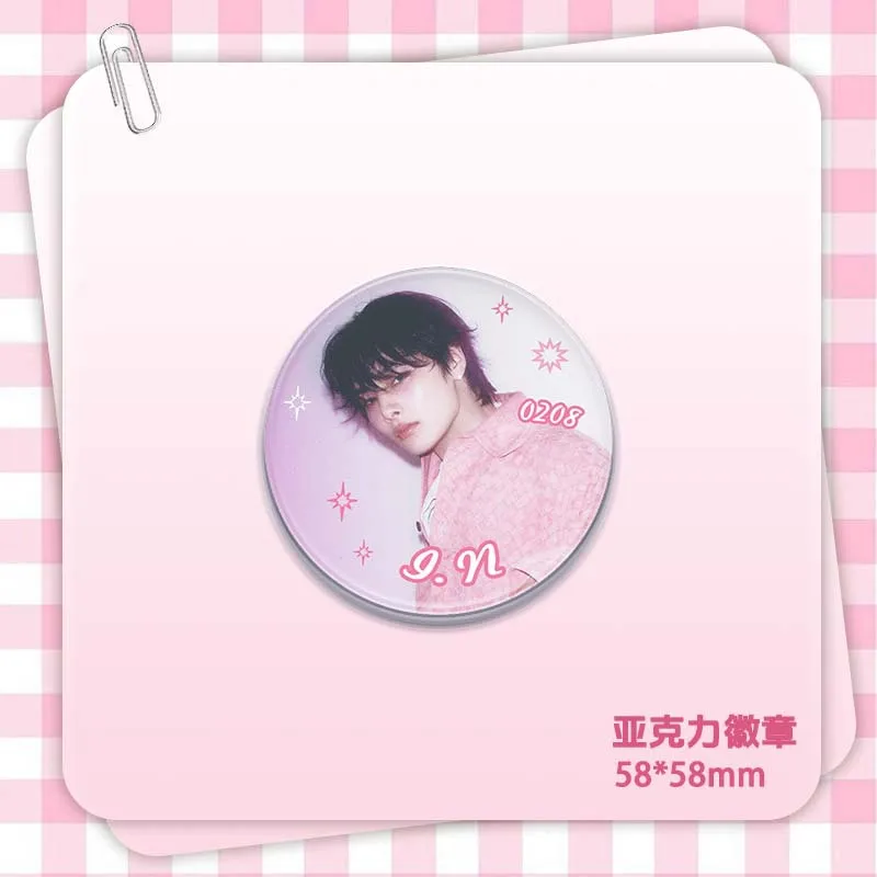 SKZO58mm بار جديد الضالة الاطفال الاكريليك شارة "DO IT" ألبوم جديد فانغ يمكن هان المحيطة ستار حقيبة الديكور