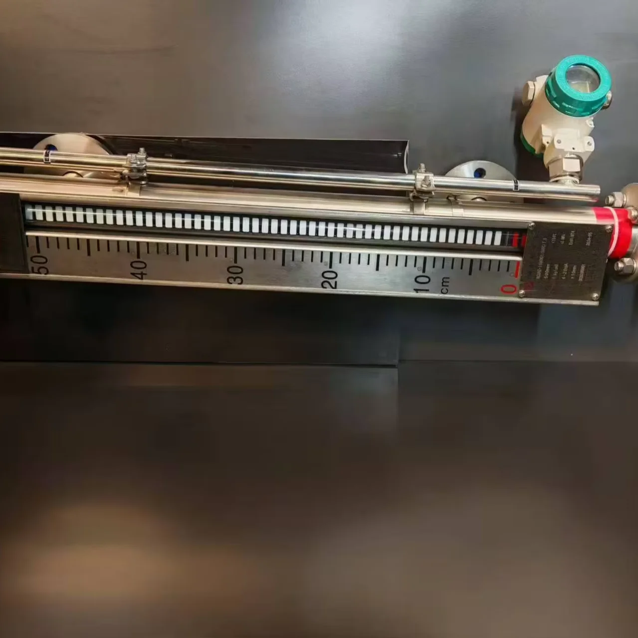 

Industrial Grade Stainless Steel Magnetically Actuated Level Gauge for Liquid Measurement