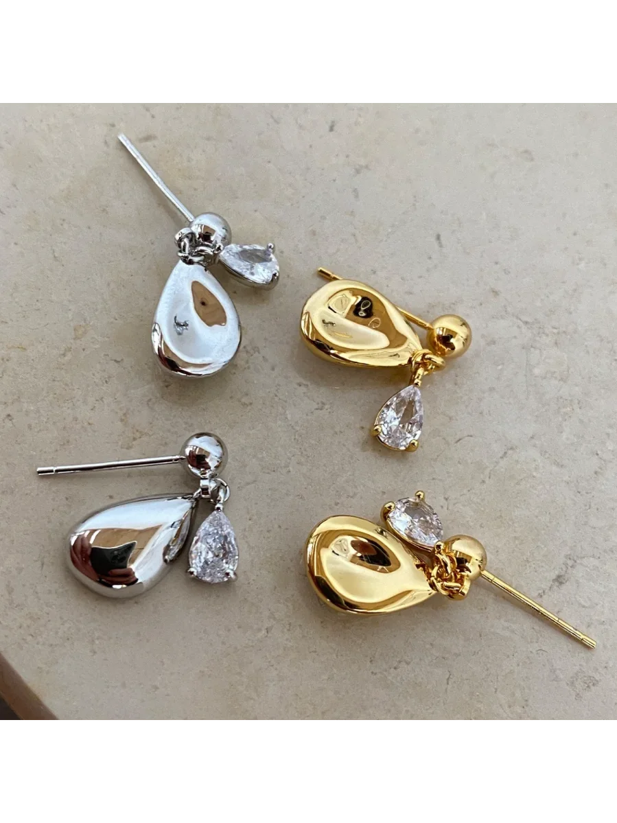 Boucles d'oreilles en forme de goutte d'eau pour femmes, niche au design unique, nouvelle collection 2025