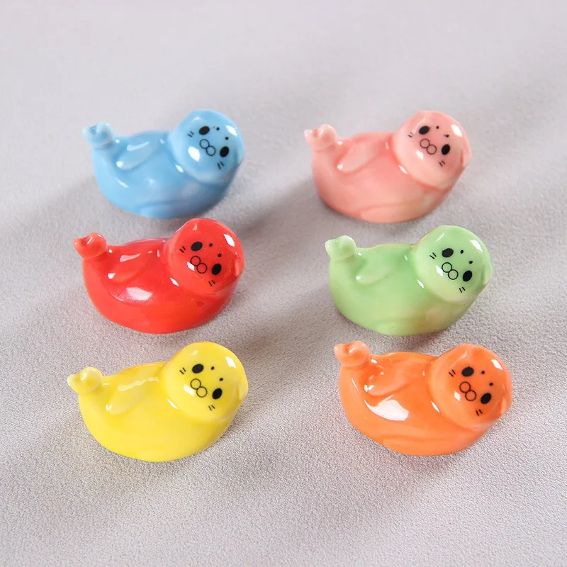 1 PC Cute Seal Chopstick Rest Sea Lion Pen Holder Ceramic Craft Ornament For Home Fish Tank Decor Creative Animal Figurines Gift