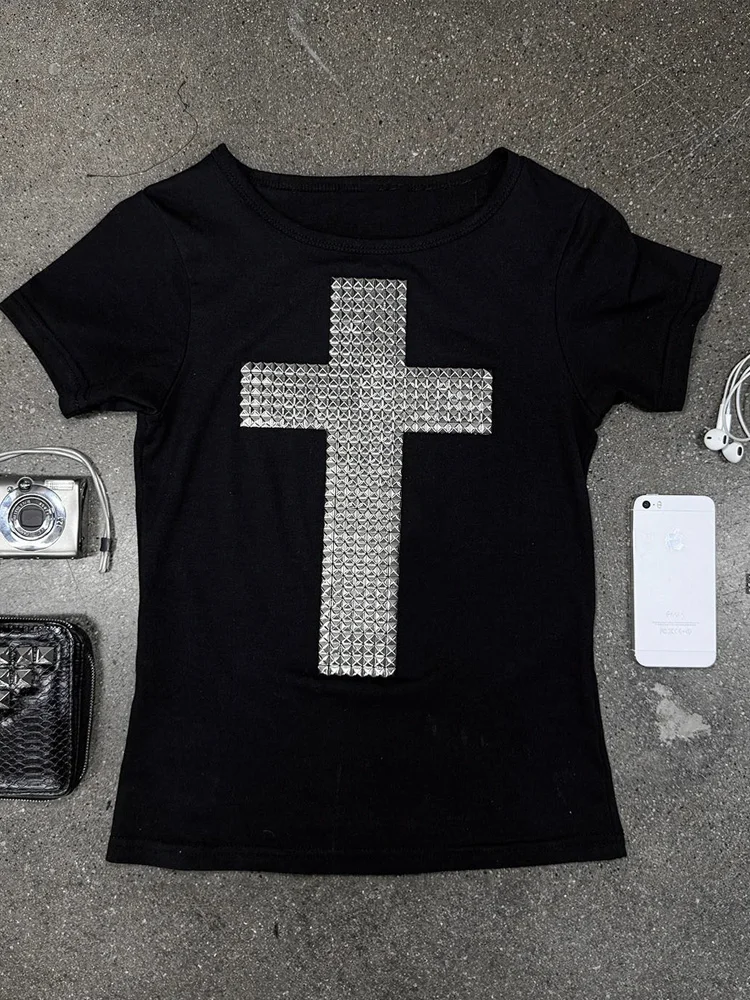 Y2K Grunge Gothic Cross Studded Black Short Sleeve T-Shirt Women Slim Fit Crop Top Streetwear Tee For Casual Wear