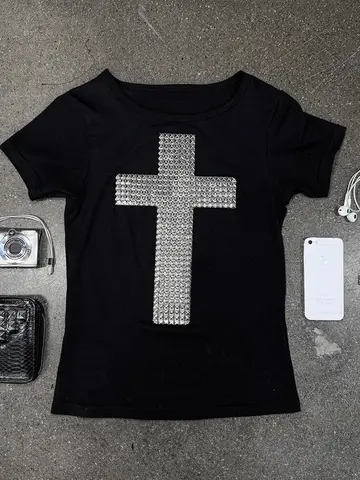 Y2K Grunge Gothic Cross Studded Black Short Sleeve T-Shirt Women Slim Fit Crop Top Streetwear Tee For Casual Wear