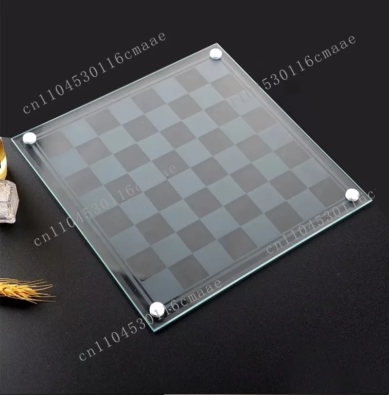 Hot Selling Quality Chess Drinking Game Wine Crystal Glass Chess Set Chess Board Games for Party