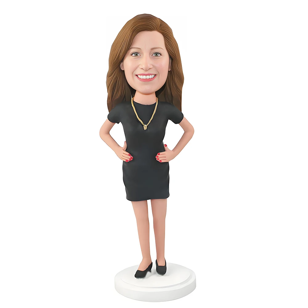 estatuilla-de-bobblehead-de-mujer-personalizada-estatua-de-dama-personalizada-escultura-de-mama-hecha-a-mano-vestido-negro-basada-en-su-foto