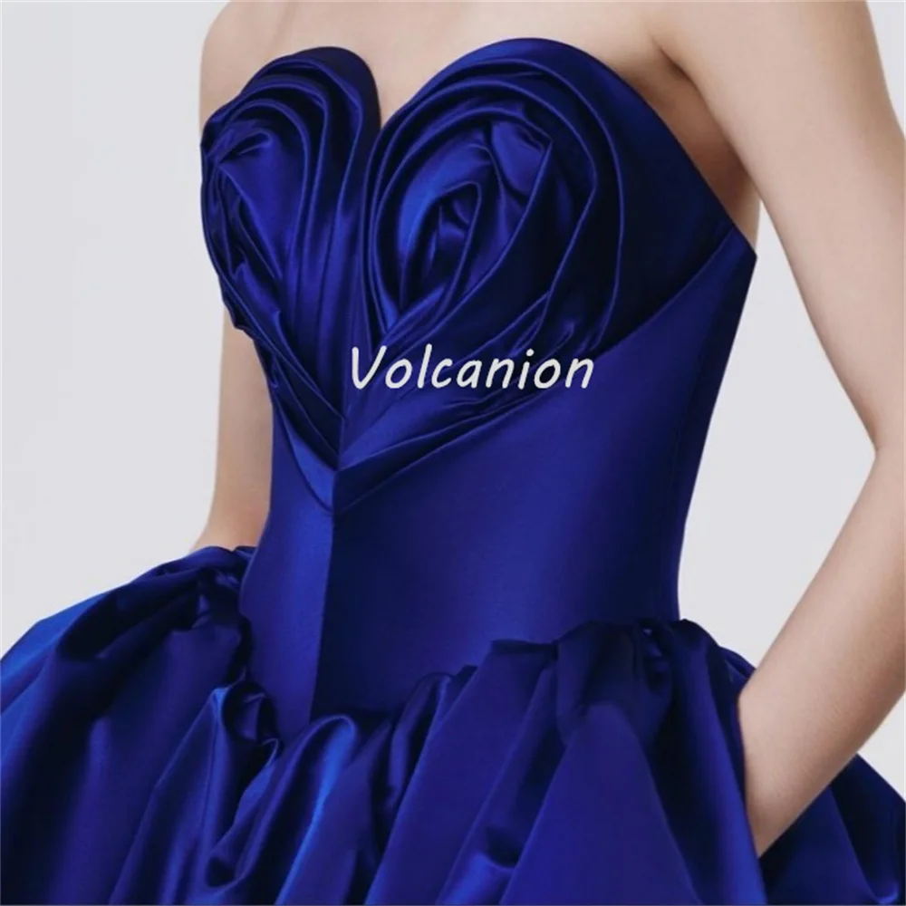Customized Modern Style Exquisite Charmeuse Ruched Pleat Ball Gown Sweetheart Mini Dresses Bespoke Occasion Dresses High Quality