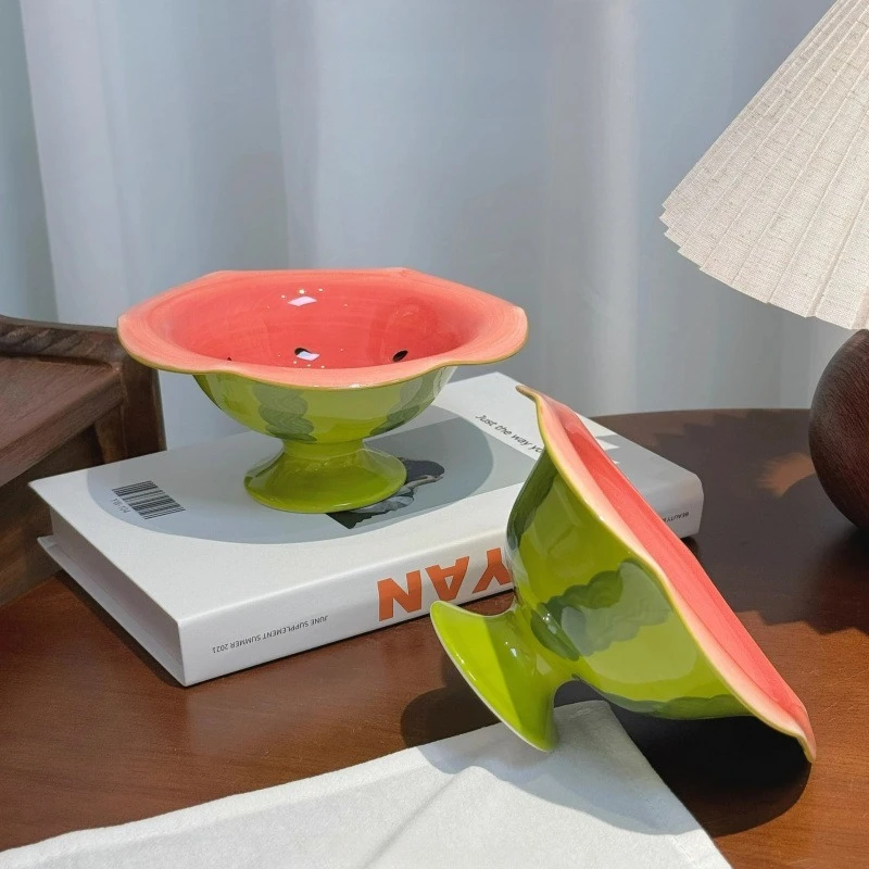 

Summer cool high-value ceramic watermelon bowl underglaze color hand-painted fruit bowl high-footed fruit plate