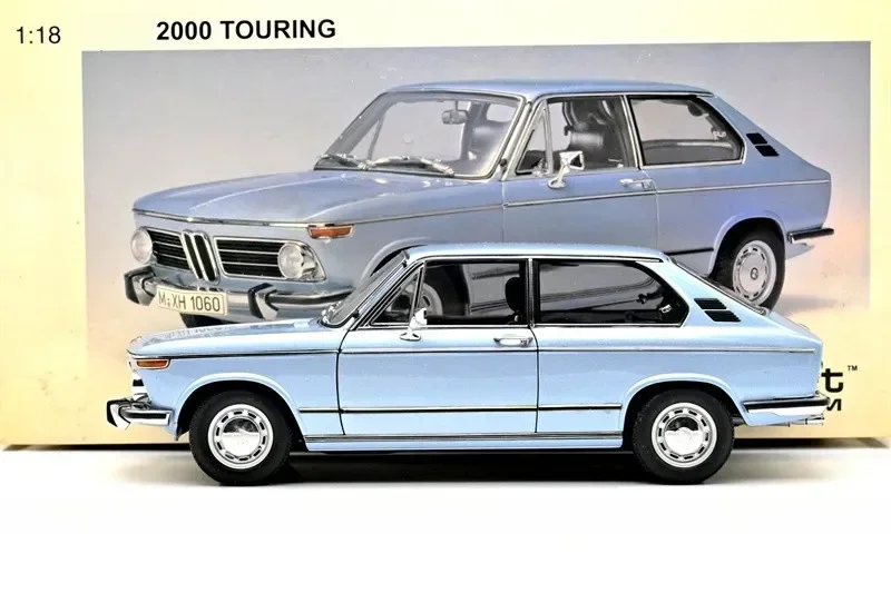 Autoart 1:18 2002 Touring Blue Simulation Limited Edition All Open Alloy Metal Static Car Model Toy Gift