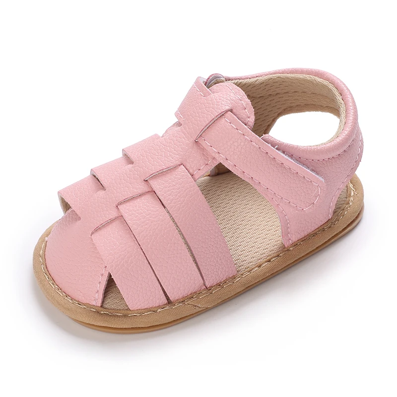 Sandali traspiranti scavati di nuovo stile estivo per bambini adorabili scarpe da passeggio con suola in gomma antiscivolo