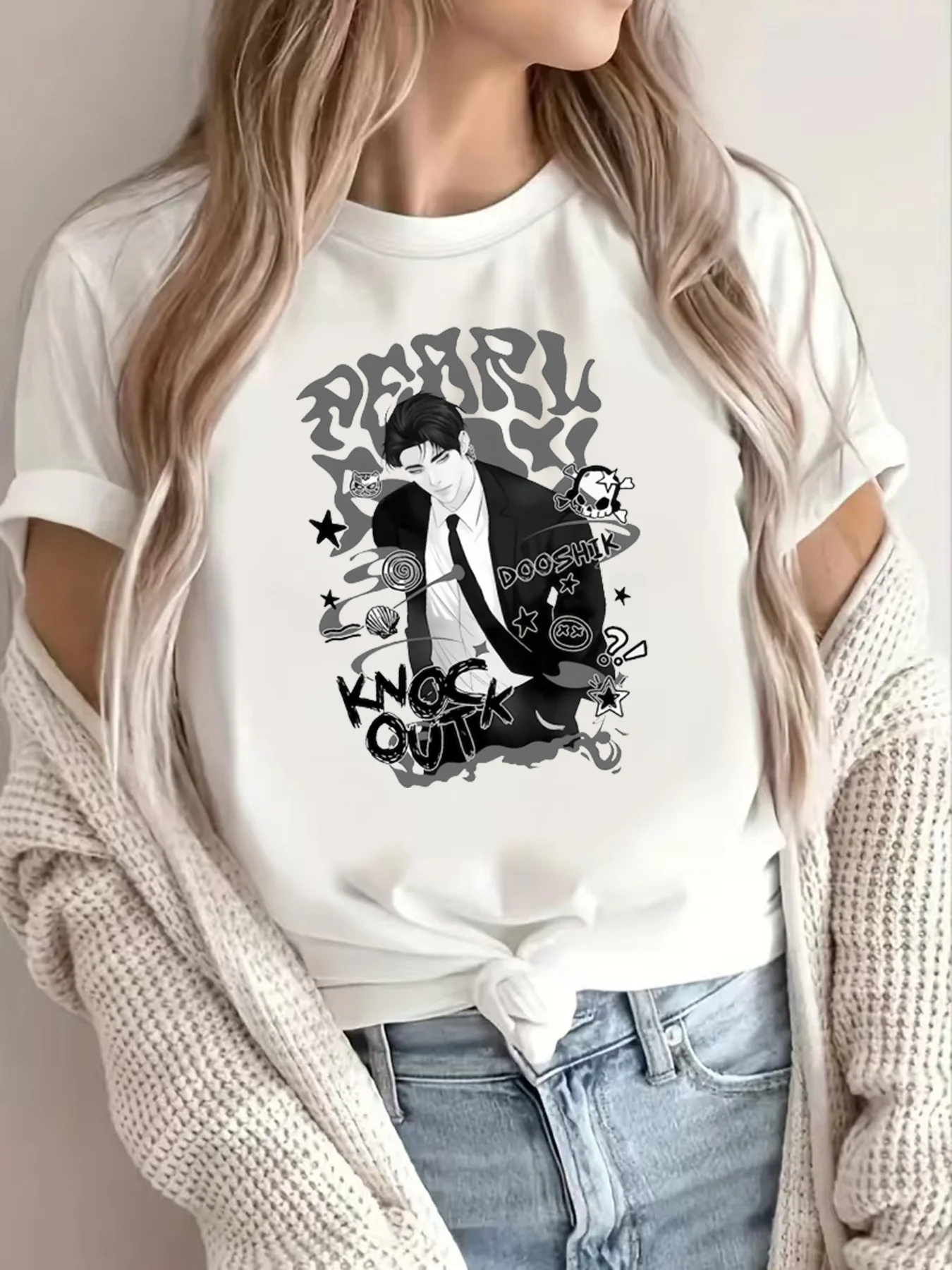 Themed T-Shirt Featuring The Character Dooshik From The Comic 'Pearl Knock Out' Stylish and Casual Women'S Short-Sleeve Top