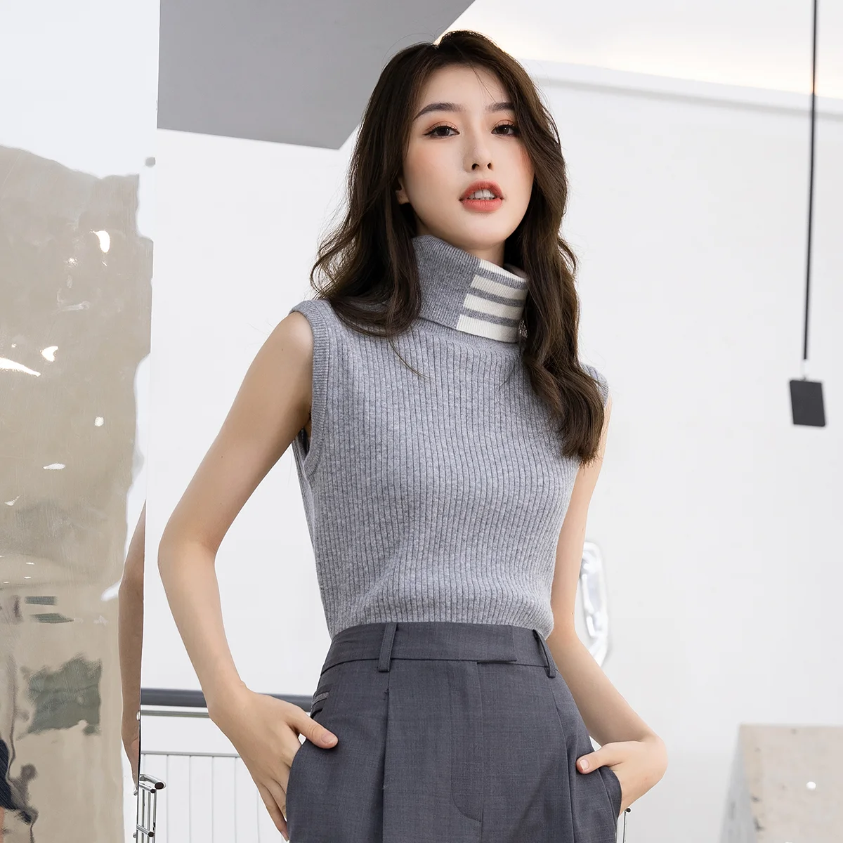 Z951  50% cashmere 50% merino wool turtle neck vest sweaters for women luxury brand clothes