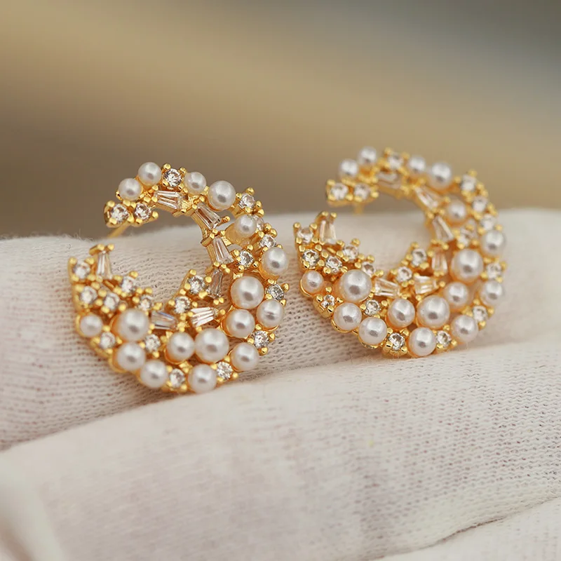 New Sight Design Crystal Pearl Beads Stud Earrings for Women Fashion Brand Jewelry Delicate Luxury Unique Zirconia Earrings