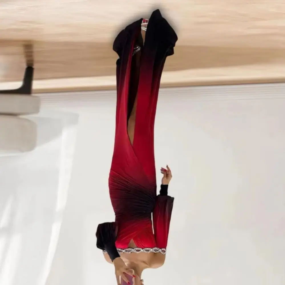 

Autumn Dress Winter Long Dress Off Shoulder Evening Dress with Rhinestone Detail Hollow Out Prom Gown Pleated Maxi Skirt Lantern