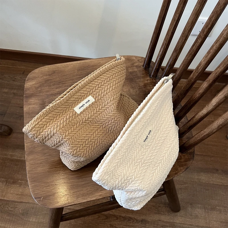 Large 2026 New Makeup Bag Women's Menstrual Napkin Sanitary Pad Storage Bag Cosmetic Bag Storage Change Portable