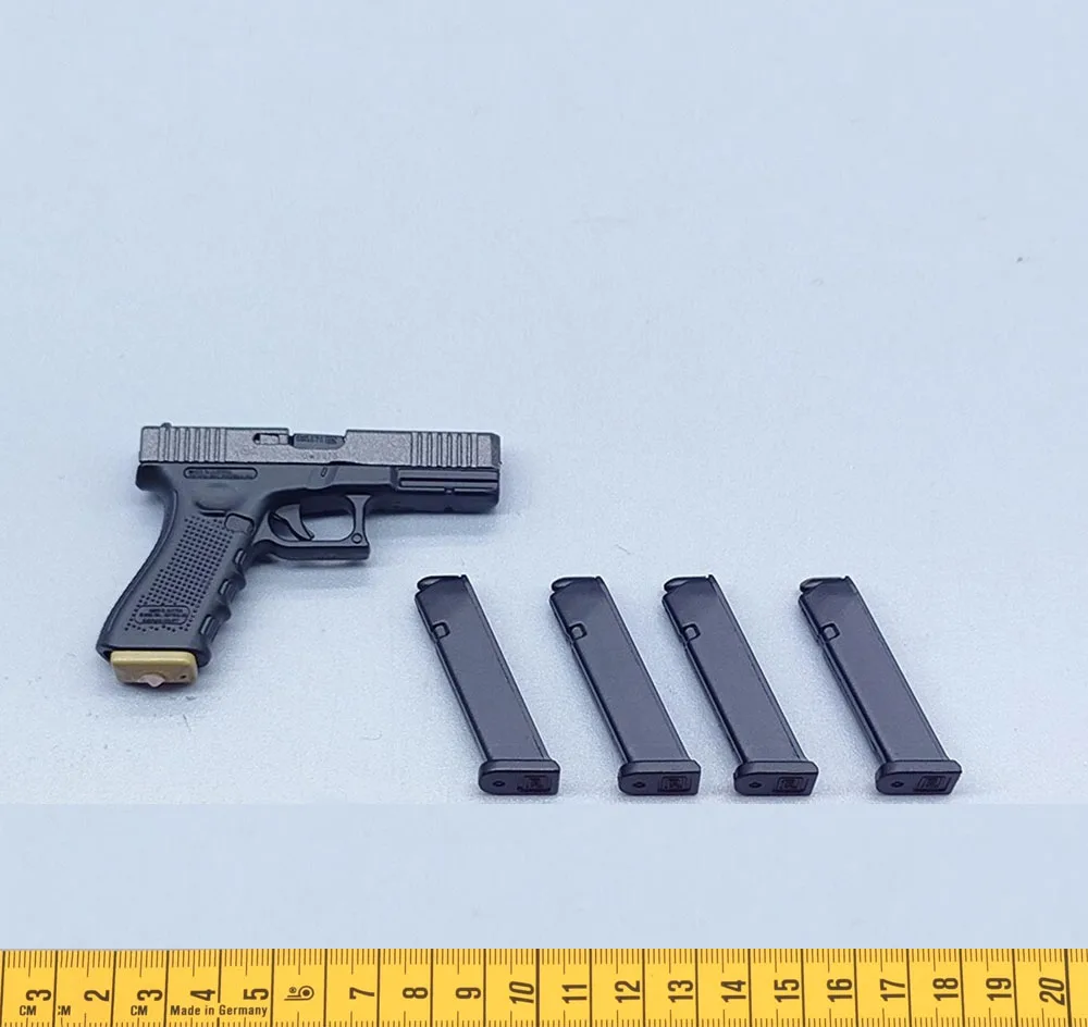 

1/6 EASY&SIMPLE ES 26071R The Russian Man Soldier The Secondary Weapons G17 Clips Holster Bag PVC Material For 12" Doll Figure