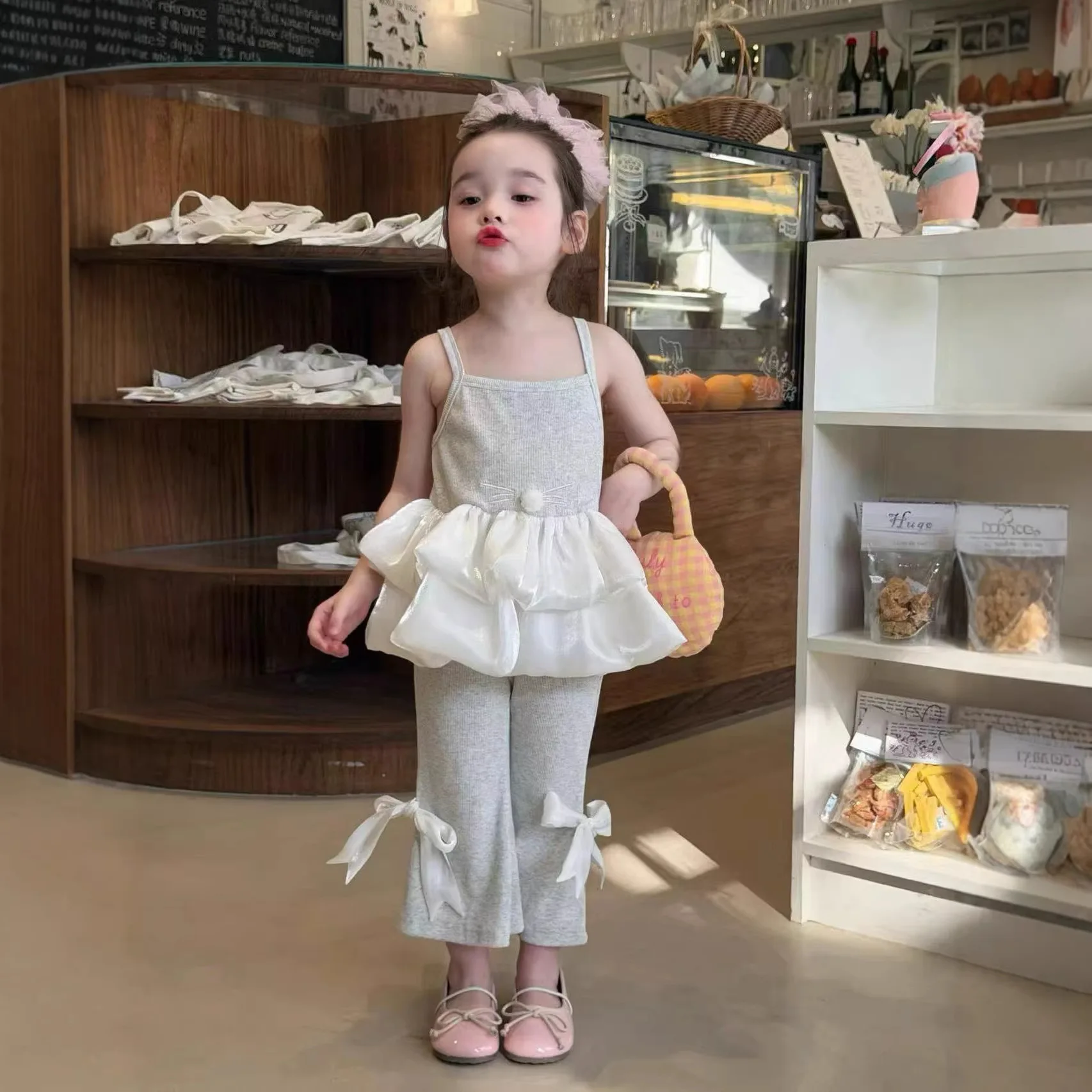 

Childrens Clothing 26 Summer New Style Girls and Childrens Korean Version Cute Rabbit Ear Vest Bow Pants Set