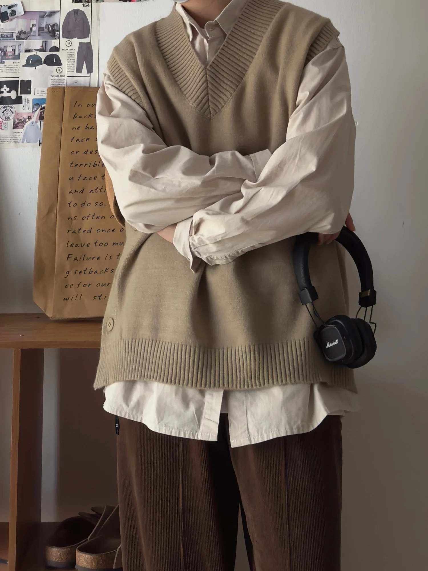 

Loose Knitted Japanese Sle Men's Autumn Winter Casual Vest Sweater Pure Color Neutral College Sle Outerwear Breathable