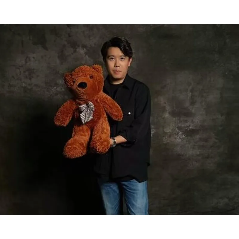 

Appearing Bear By J.C Magic Small Stage Magic Trick Gimmick Magic Show Magia Magie Magicians Prop Illusion Accessory Tutorial