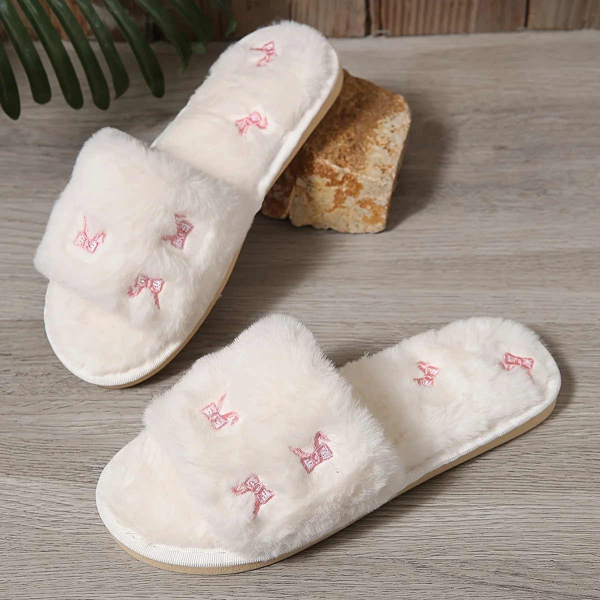 جديد المرأة الشتاء الصوف النعال الدافئة وهمية الأرنب الفراء داخلي مريح المطرزة القوس حذاء مسطح