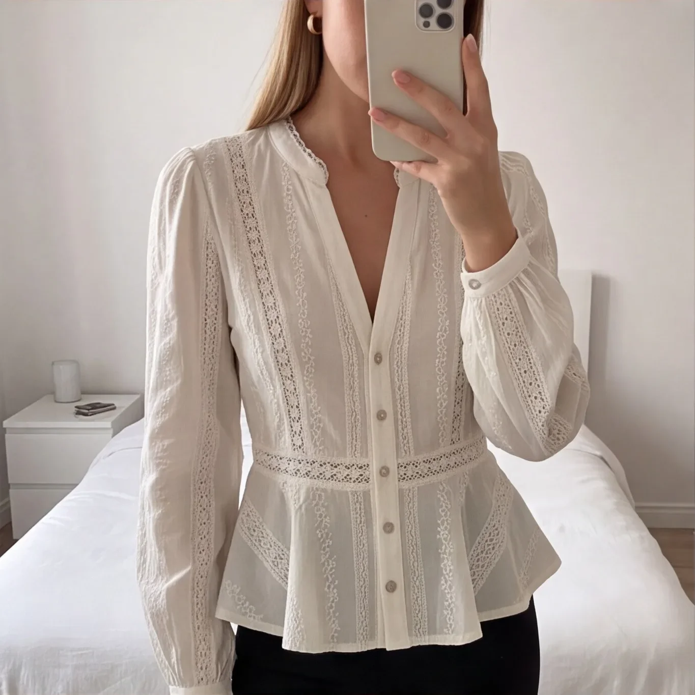 Women's Shirt 2026 Fall New Beige Long Sleeve Hollow Out French Romantic V Neck Classic Commuter Style Trendy Top
