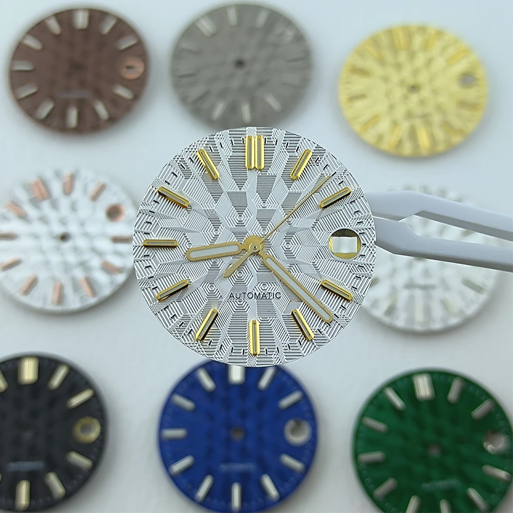 Watch dial NH35 28.5mm luminous dial men's watch accessories customized LOGO suitable for NH35 movement