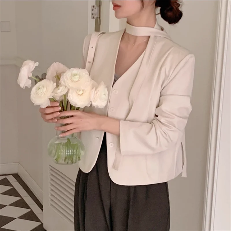 Black Beige 2026 New Fall Women V Neck Short Blazer Korean Chic Retro Lace Up Mini Jackets Female Chic Loose Casual Coat Top