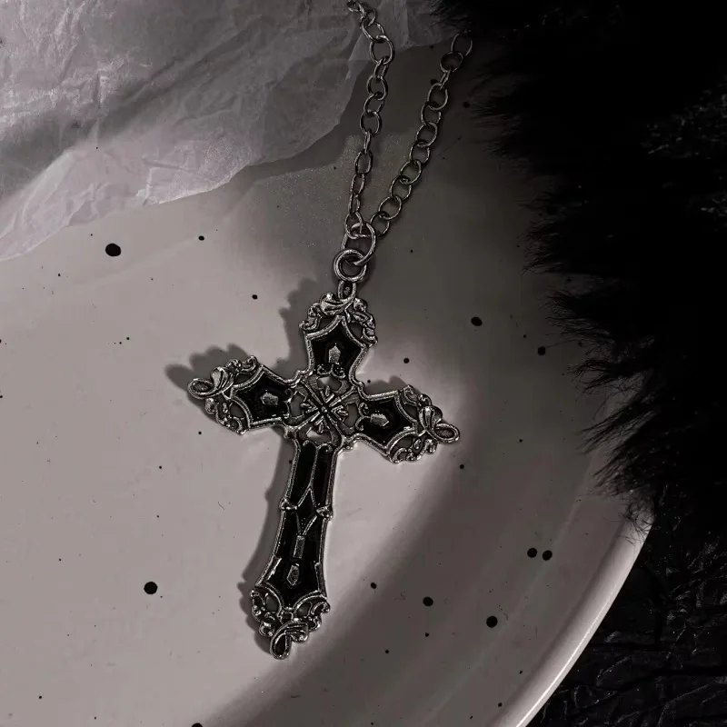 5Pcs Gothic Silver Necklace Set Black Imitation Enamel Cross Drop Heart Star Bow Pendant Stackable Chain Necklace Jewelry