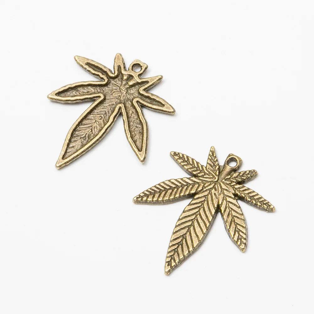 10Pcs/Lot Charms Maple Leaf Leaves 25x22mm Tibetan Bronze Silver Color Pendants Antique Jewelry Making DIY Handmade Craft