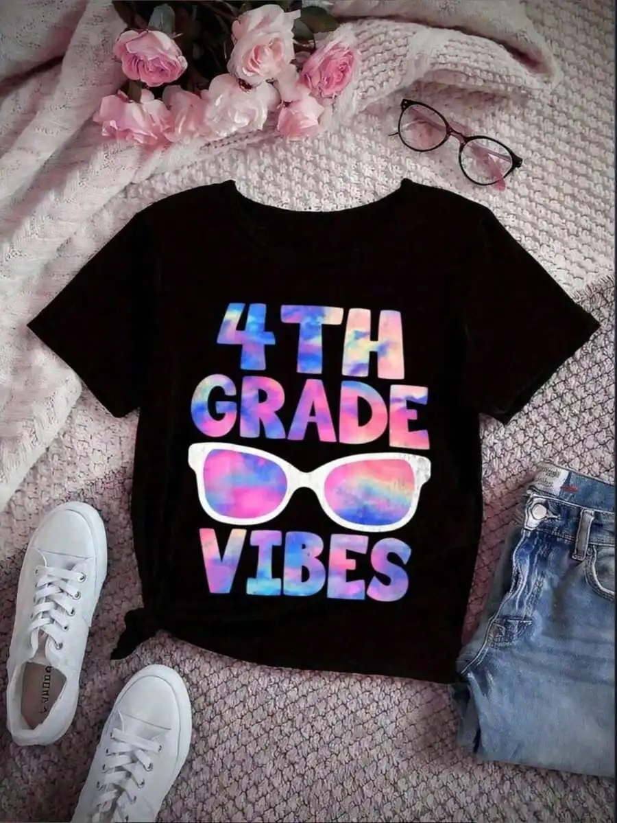 Casual Style For Both Boys And Girls Family Matching Shirts 4th Grade Vibes Summer Outfit Gift For Kids