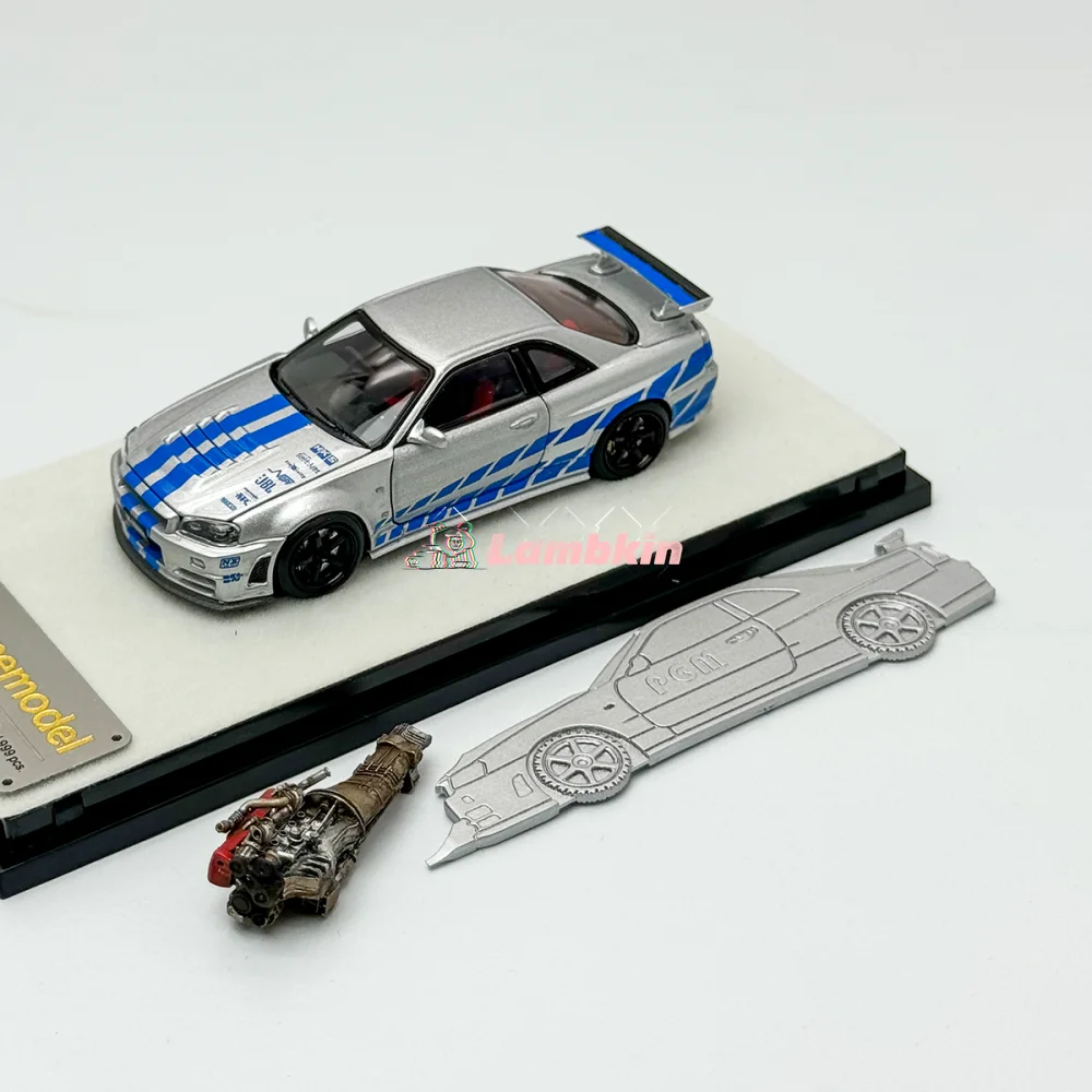 PGM 1:64 R34 Skyline Z-Tune Silver with Blue Stripes Openable Alloy Car Model 8cm Around Ornaments Collectibles Gifts Miniatures