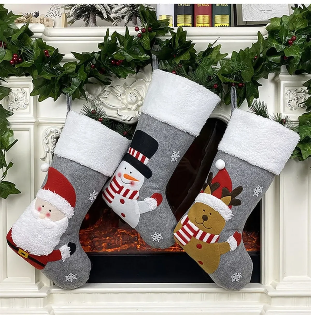 

CreativecartoonpatterncustompersonalizedtextChristmasstockingssupersoft velvet fabricholidayhomedecorationsSanta Claus gift bags